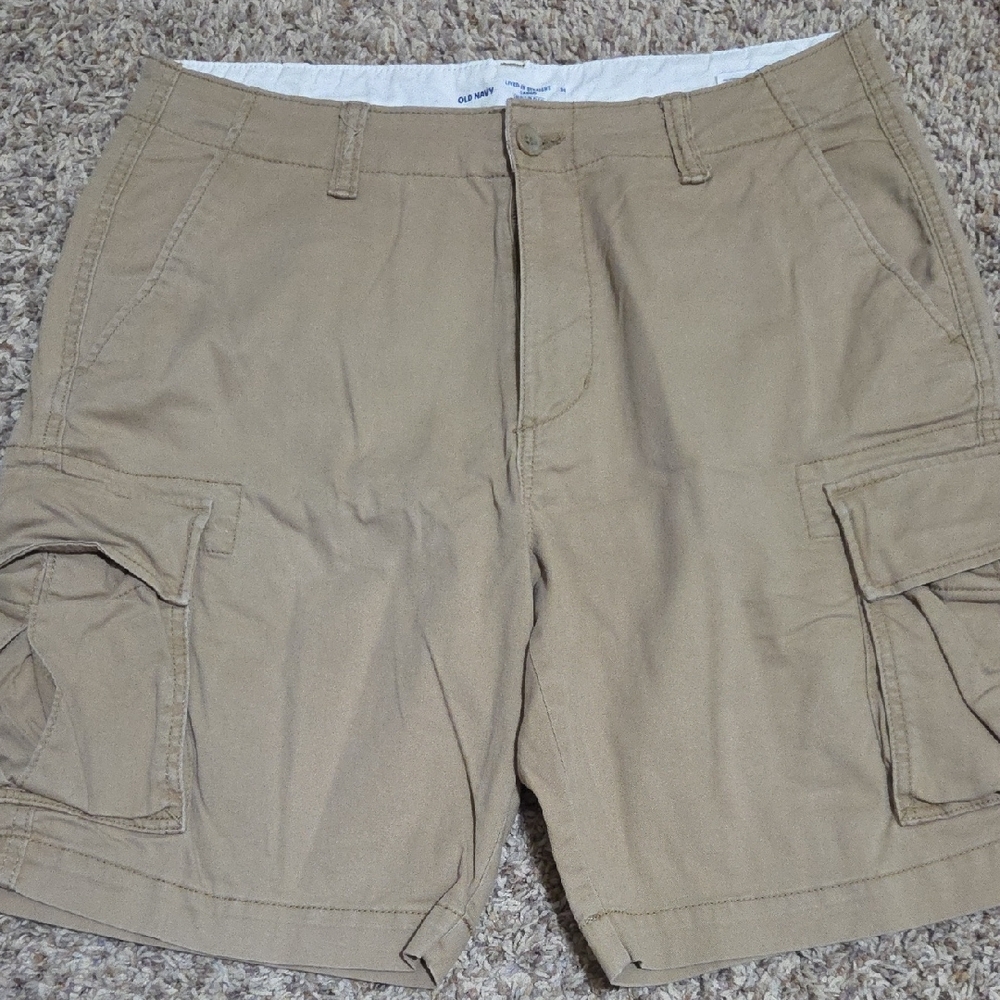 *LIKE NEW* Old Navy Cargo Shorts - Tan - Men's Size 36